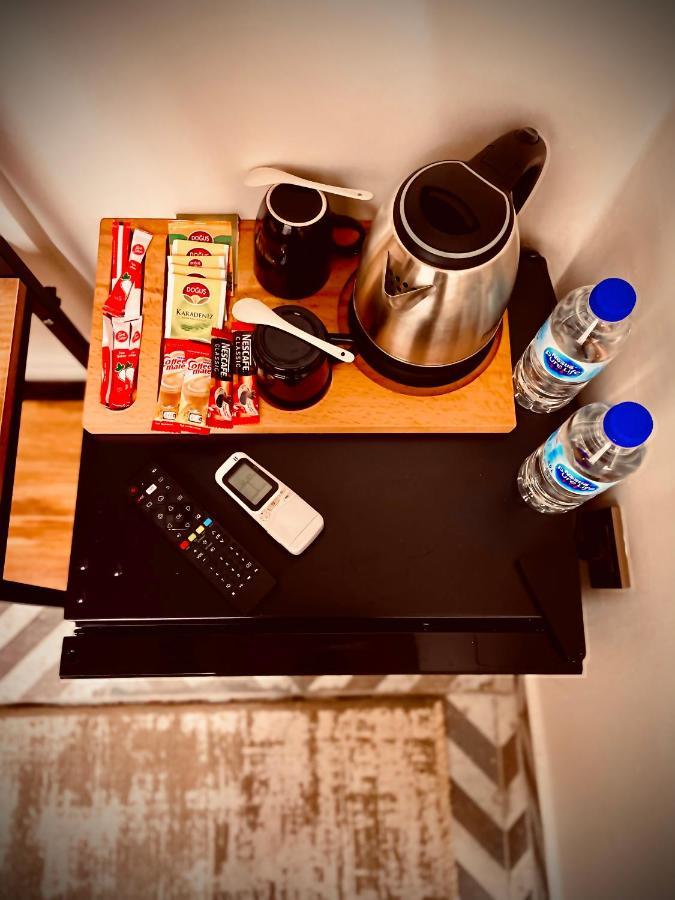 Mates Port Hotel อิสตันบูล ภายนอก รูปภาพ
