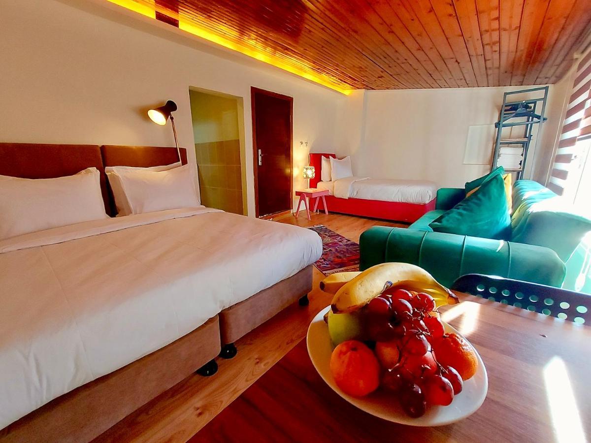 Mates Port Hotel อิสตันบูล ภายนอก รูปภาพ