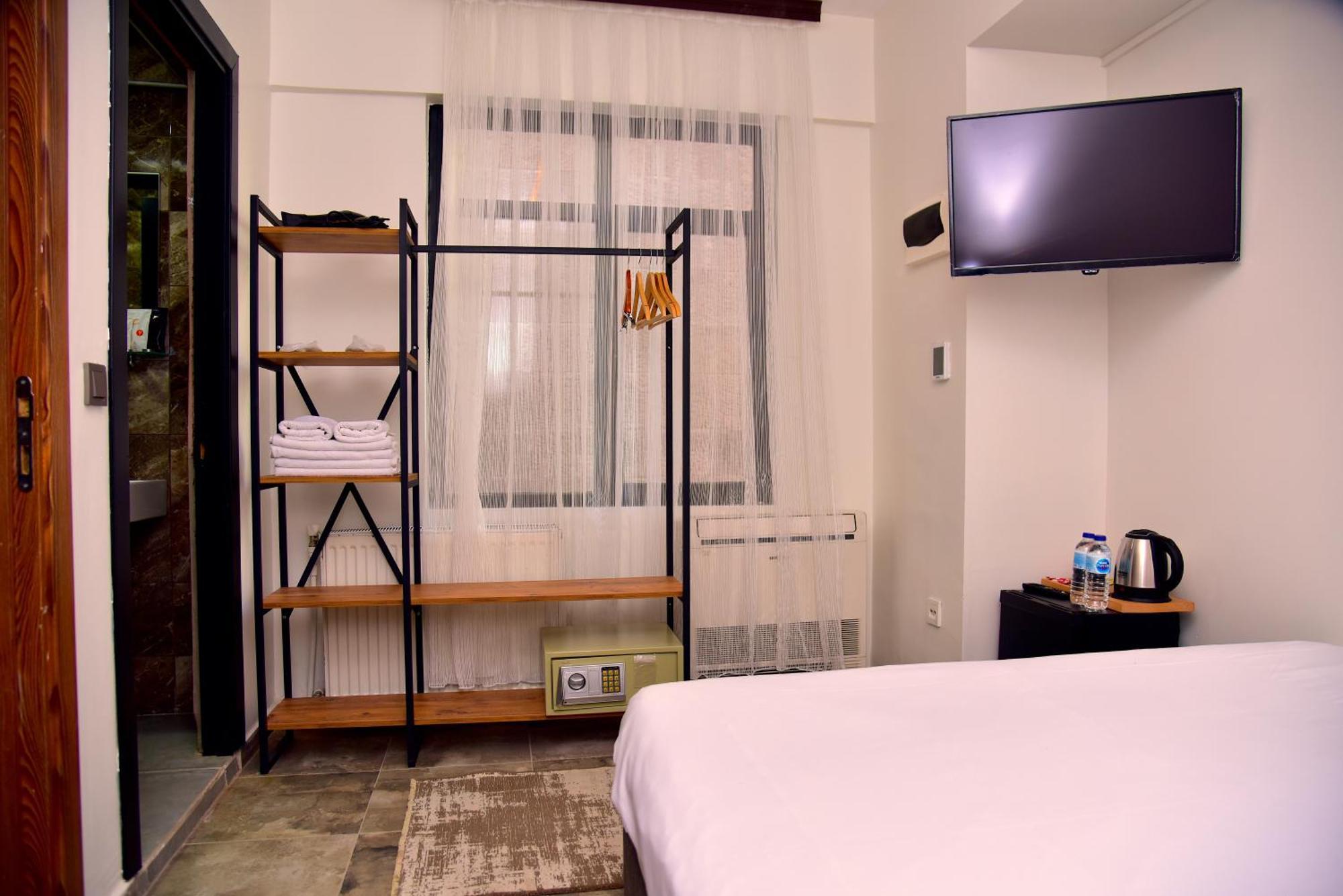 Mates Port Hotel อิสตันบูล ภายนอก รูปภาพ
